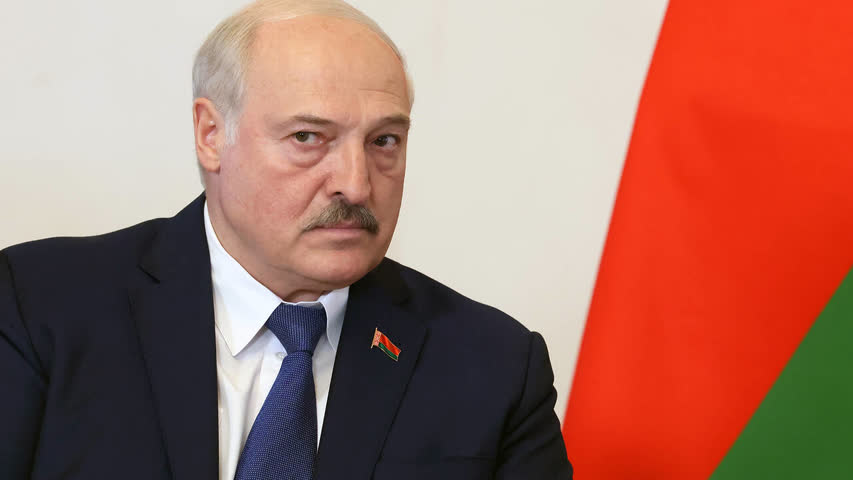 Фото - Лукашенко сравнил принуждение к труду в Белоруссии с крепостным правом