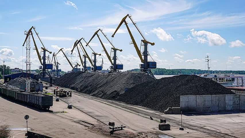 Фото - Назван главный риск для российских угля, газа и нефти