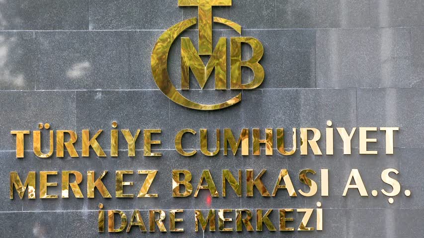 Фото - Россияне столкнулись с трудностями при оформлении банковских карт в Турции