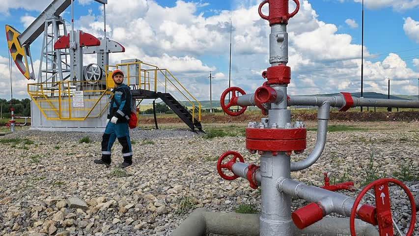 Фото - США отказались наказывать покупателей российской нефти за превышение потолка цен